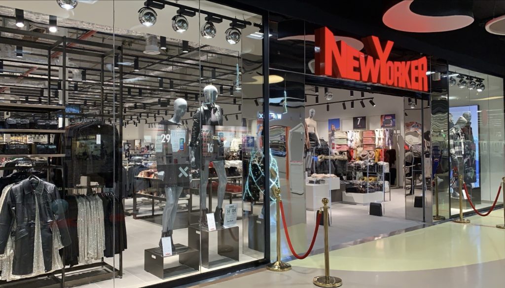 Venez découvrir votre nouvelle boutique de prêt à porter New Yorker dans votre centre Carrefour Chambourcy