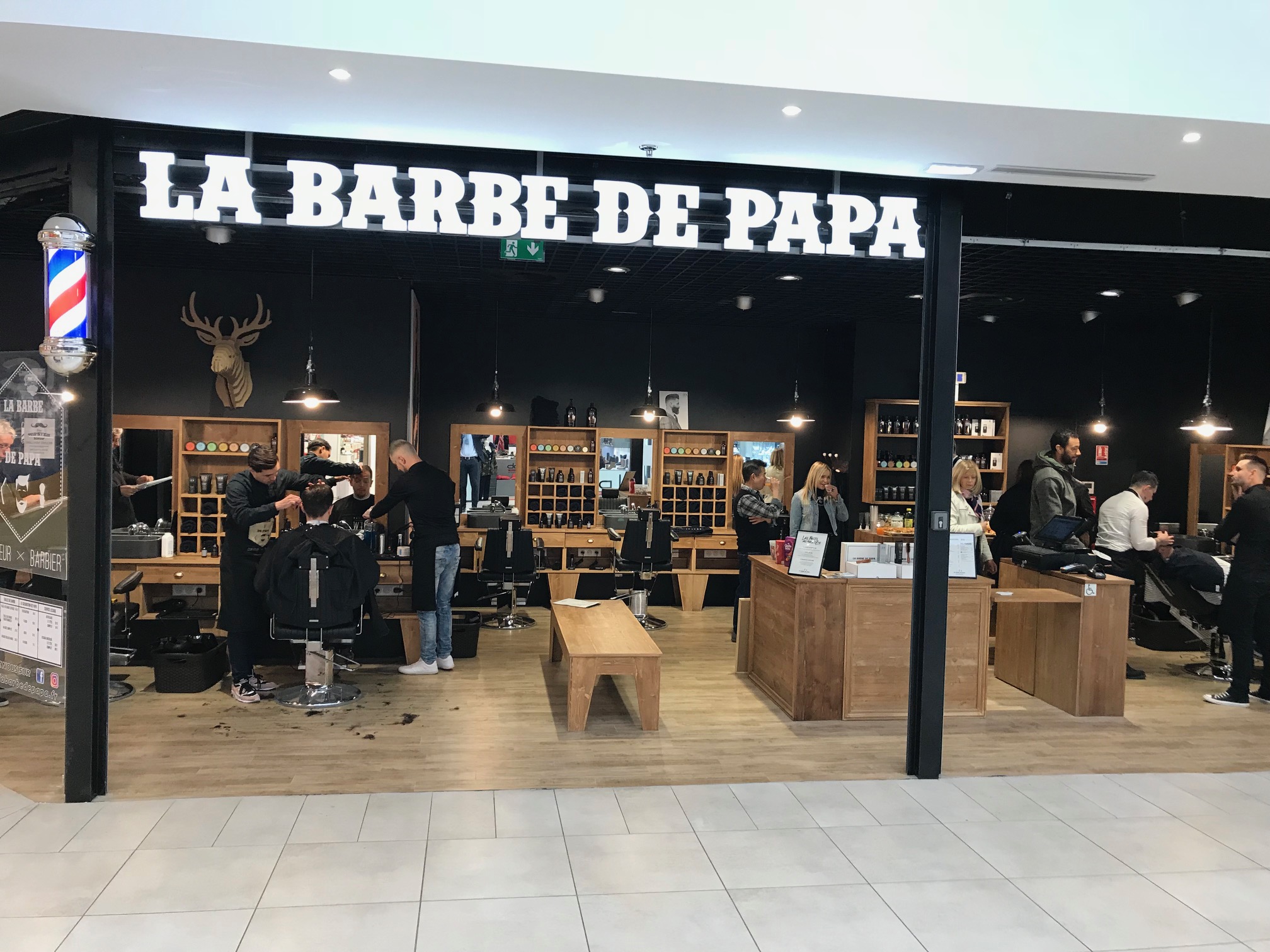 La Barbe de Papa - Centre Commercial Carrefour Orange Le Coudoulet