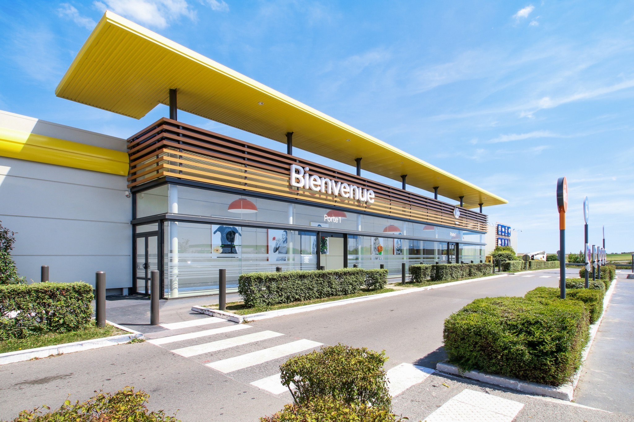 Centre Commercial Carrefour Rethel