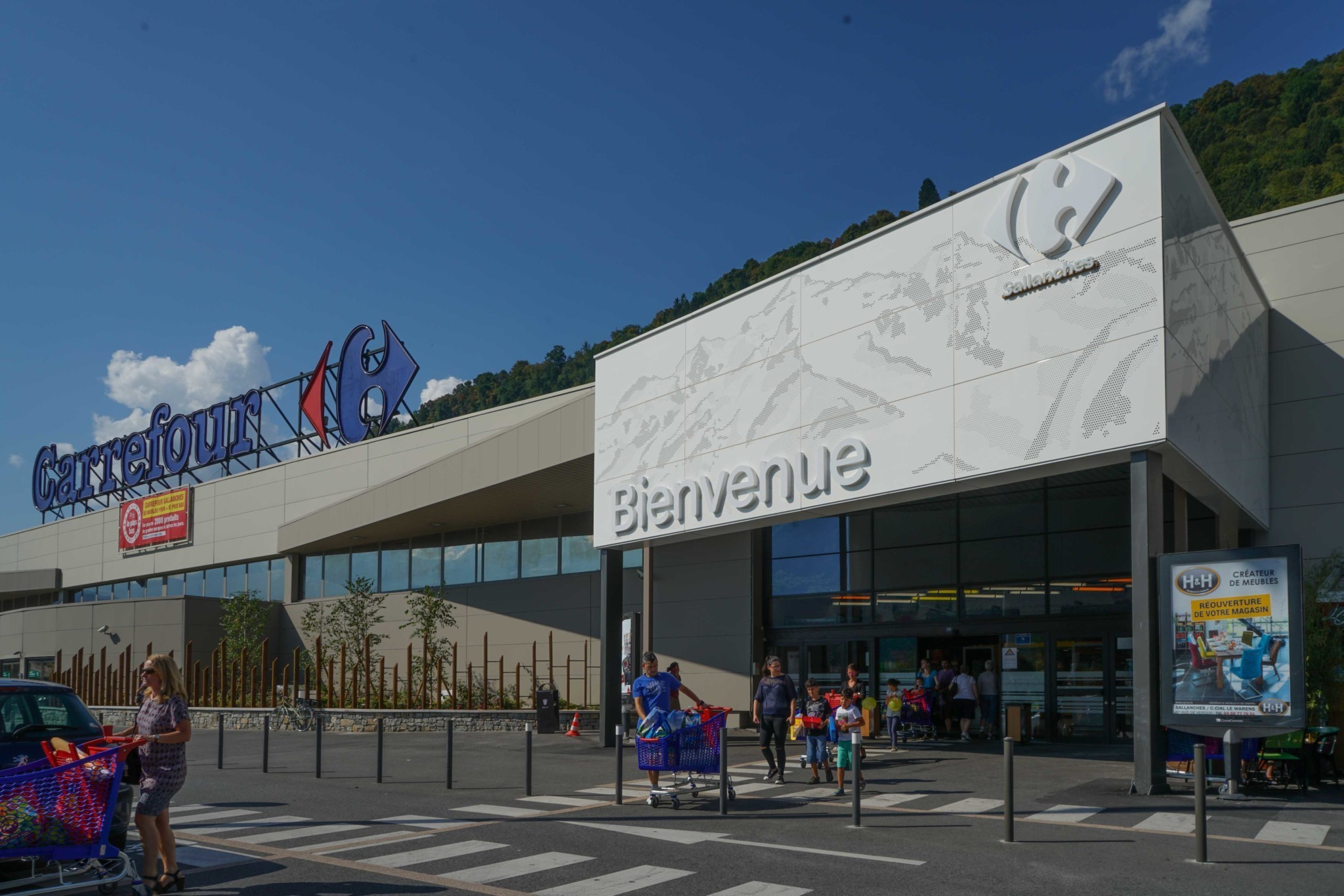 Centre Commercial Carrefour Sallanches