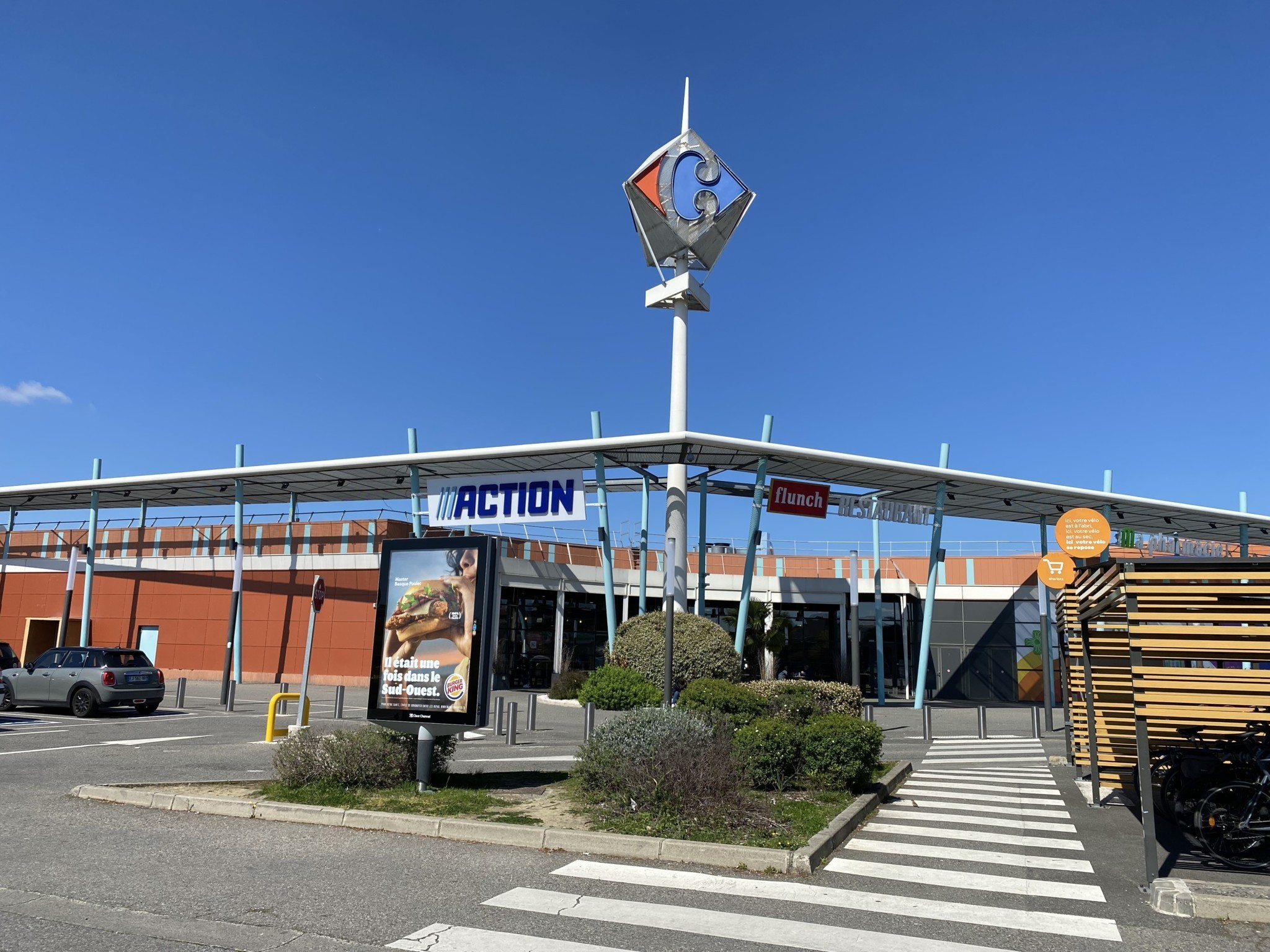 Centre commercial Carrefour Toulouse Purpan