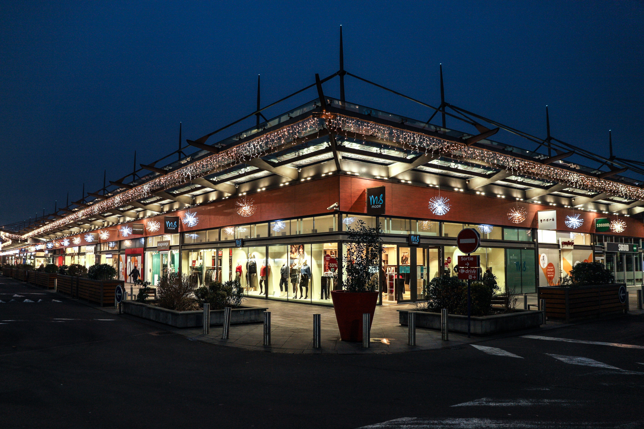 Centre Commercial Carrefour Wasquehal