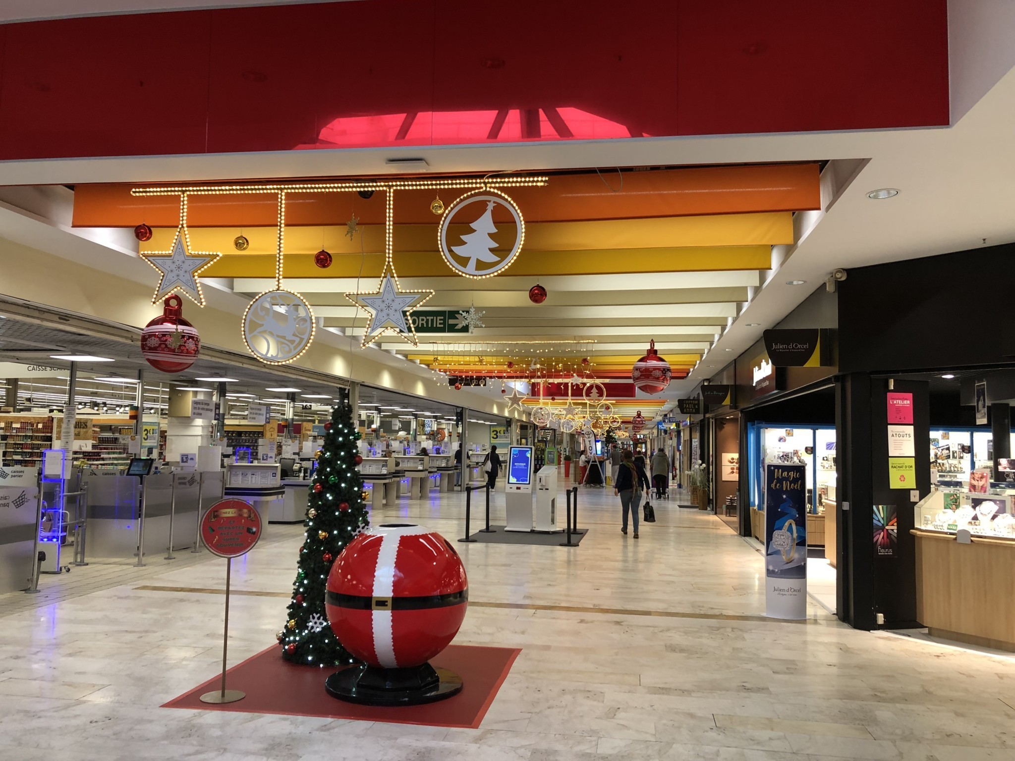 Foto 4 di Centre Commercial K2