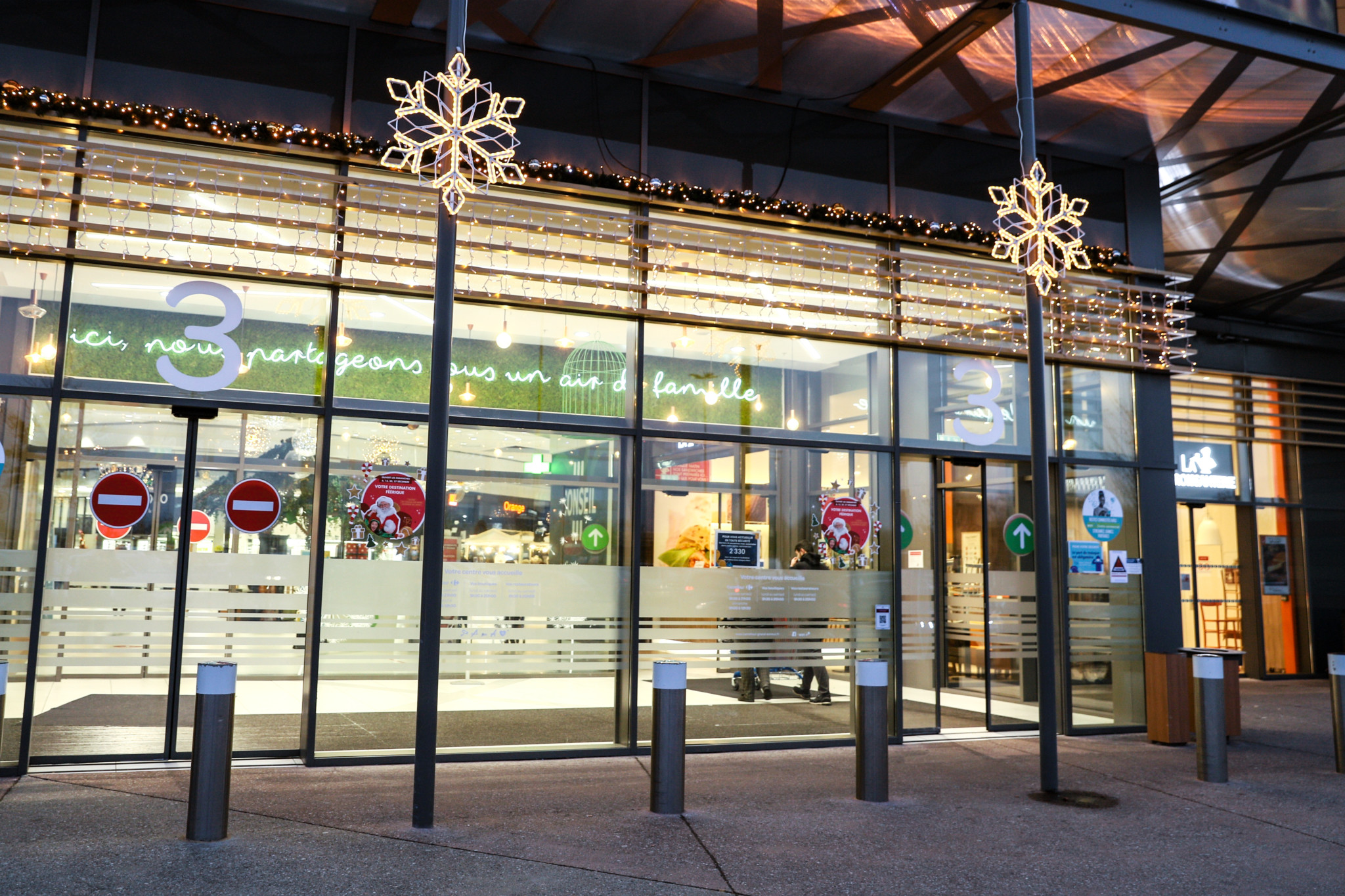 Centre commercial Carrefour Grand Evreux